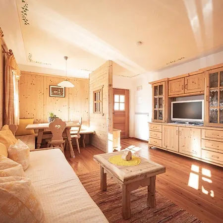 Apartment Kofler Zwischen Den Wanden Campo Tures