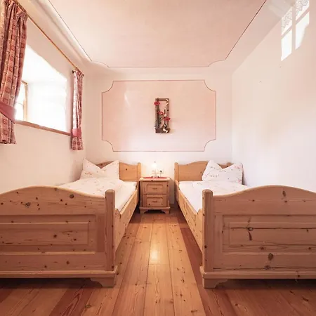 Apartment Kofler Zwischen Den Wanden Campo Tures